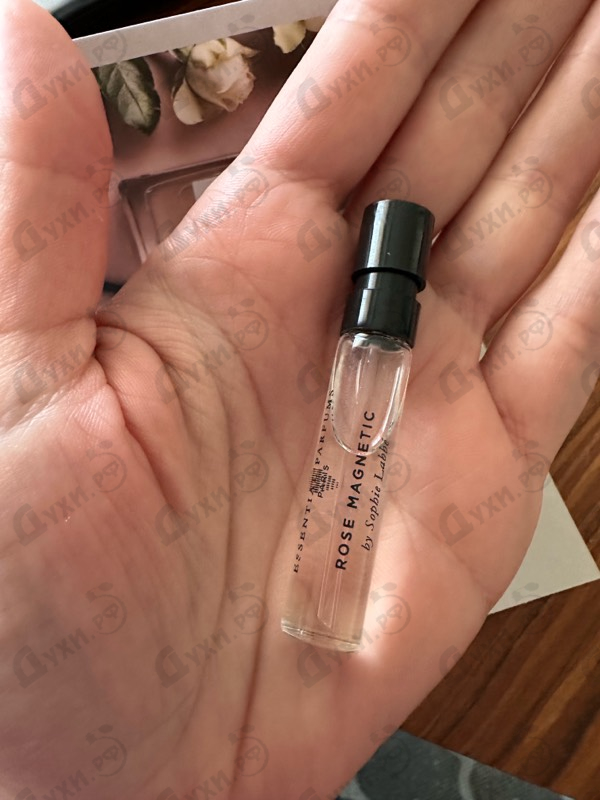Духи Rose Magnetic от Essential Parfums