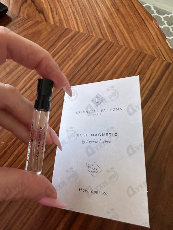 Духи Rose Magnetic от Essential Parfums