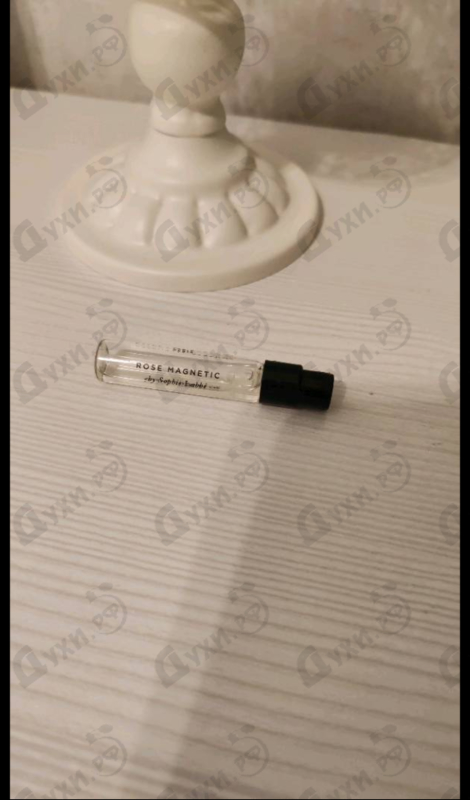 Купить Essential Parfums Rose Magnetic