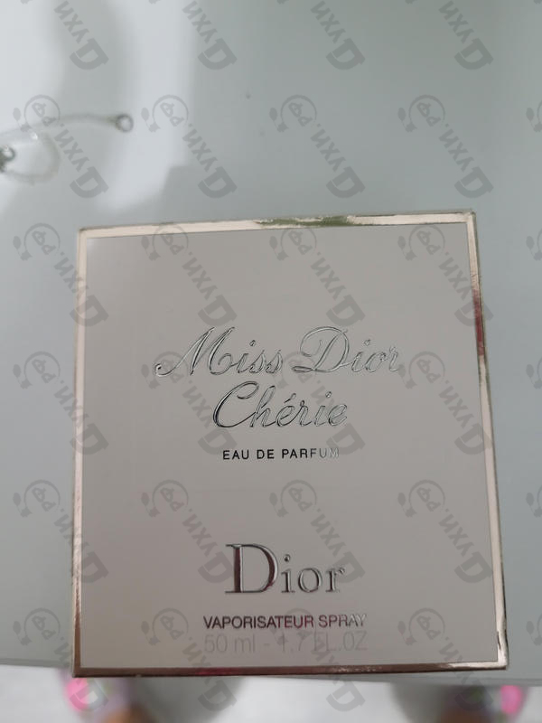 Парфюмерия Miss Dior Cherie Eau De Parfum от Christian Dior