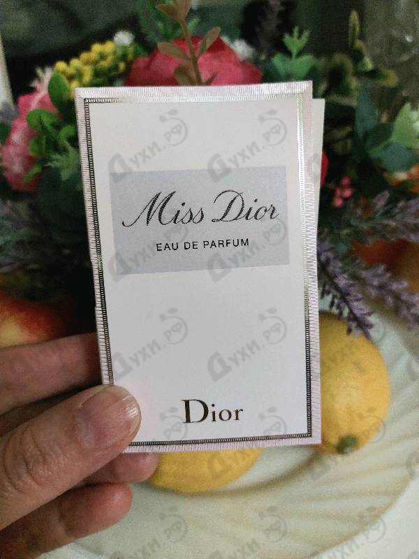 Отзывы Christian Dior Miss Dior Eau de Parfum (2021)