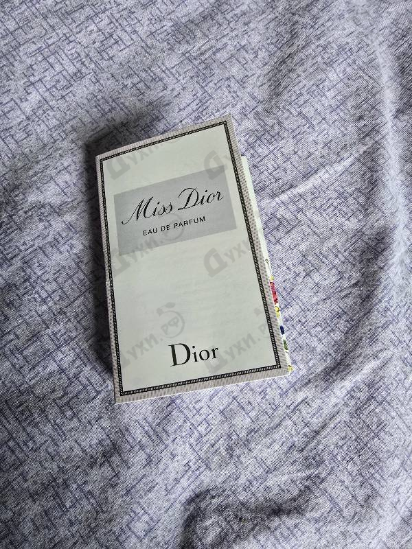 Купить Miss Dior Eau de Parfum (2021) от Christian Dior