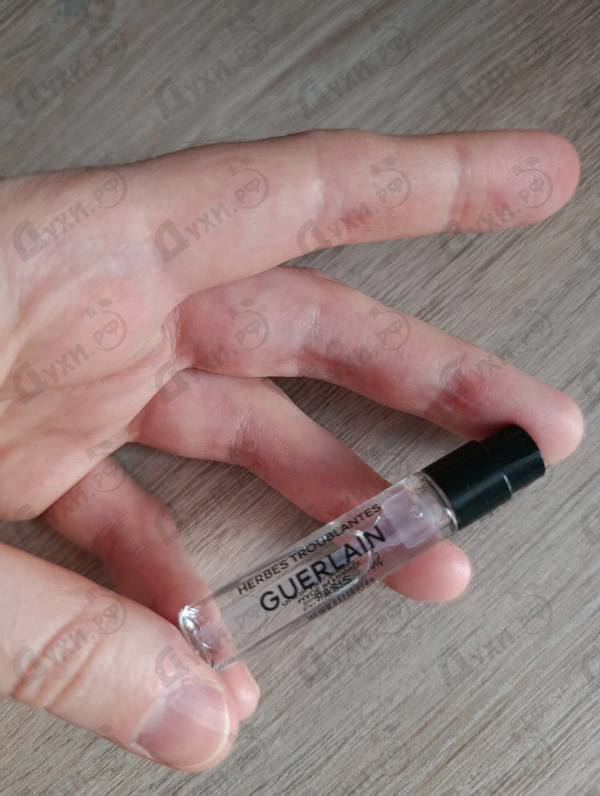Парфюмерия Guerlain Herbes Troublantes