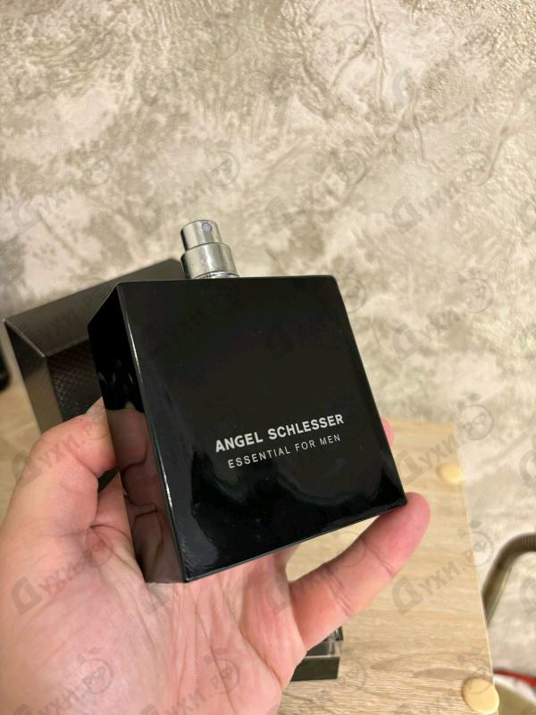 Парфюмерия Essential от Angel Schlesser
