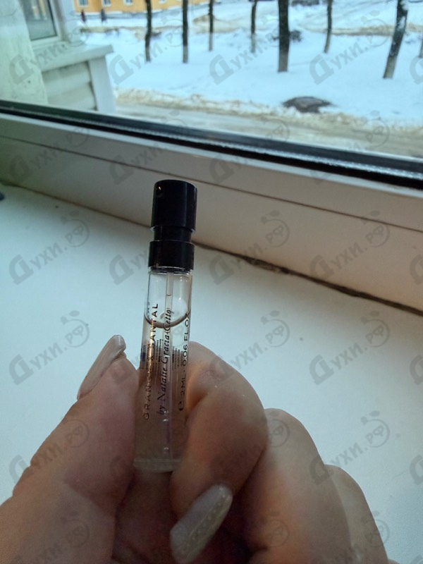 Парфюмерия Orange X Santal от Essential Parfums