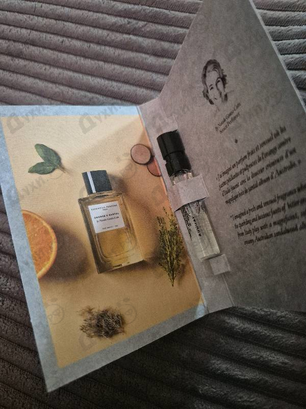 Парфюмерия Orange X Santal от Essential Parfums