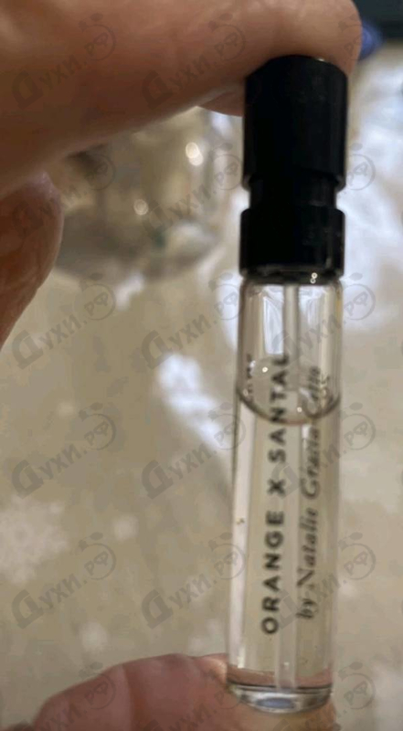 Парфюмерия Orange X Santal от Essential Parfums