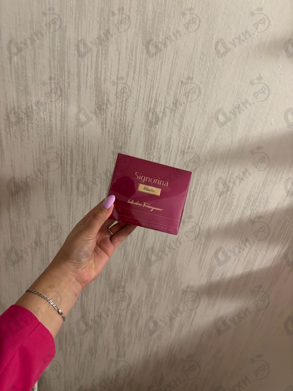 Купить Signorina Ribelle от Salvatore Ferragamo