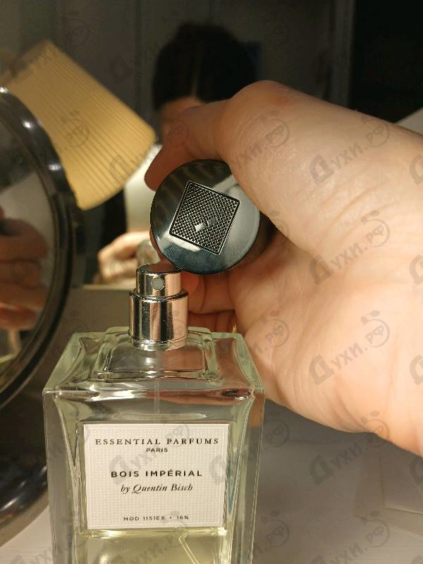 Духи Bois Imperial от Essential Parfums