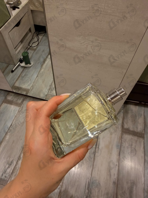 Духи Bois Imperial от Essential Parfums