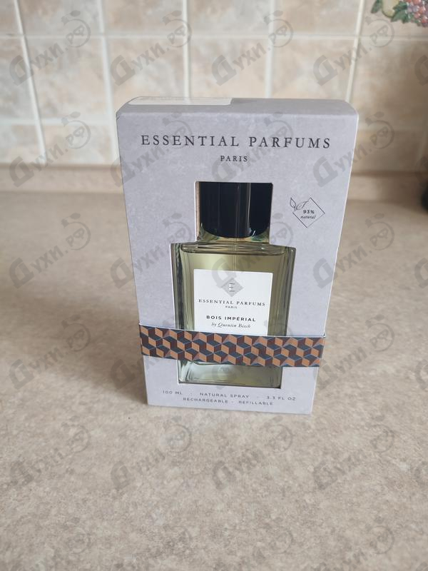 Духи Bois Imperial от Essential Parfums