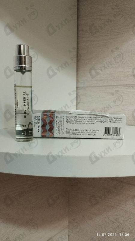 Духи Bois Imperial от Essential Parfums