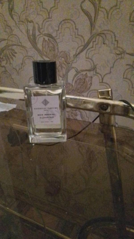 Духи Bois Imperial от Essential Parfums