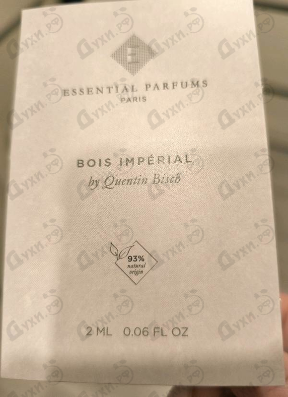 Духи Bois Imperial от Essential Parfums