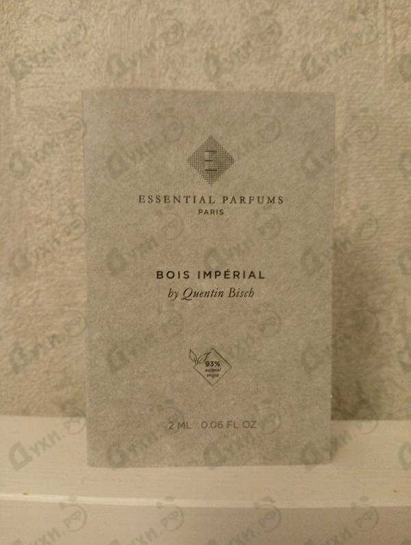 Духи Bois Imperial от Essential Parfums