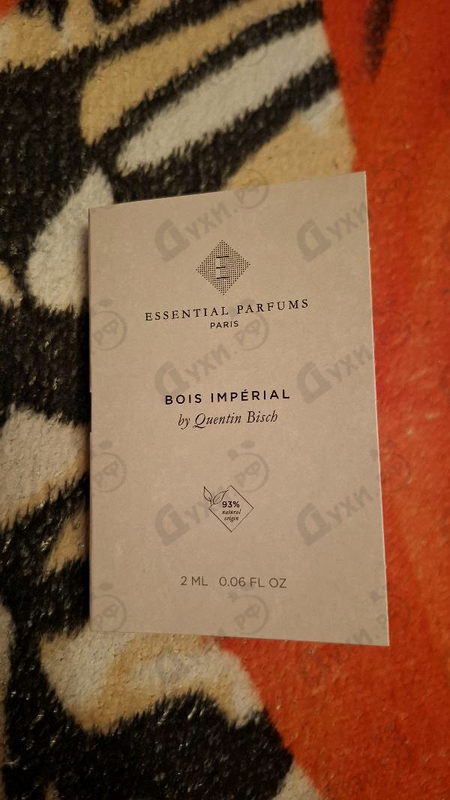 Духи Bois Imperial от Essential Parfums