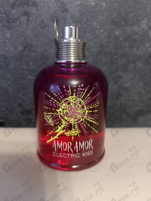 Парфюмерия Amor Amor Electric Kiss от Cacharel