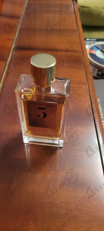 Духи Rosendo Mateu № 5 Floral, Amber, Sensual Musk от Rosendo Mateu Olfactive Expressions