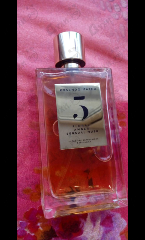 Духи Rosendo Mateu № 5 Floral, Amber, Sensual Musk от Rosendo Mateu Olfactive Expressions