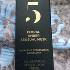 Духи Rosendo Mateu № 5 Floral, Amber, Sensual Musk от Rosendo Mateu Olfactive Expressions
