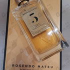 Отзыв Rosendo Mateu Olfactive Expressions Rosendo Mateu № 5 Floral, Amber, Sensual Musk