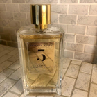 Отзыв Rosendo Mateu Olfactive Expressions Rosendo Mateu № 5 Floral, Amber, Sensual Musk