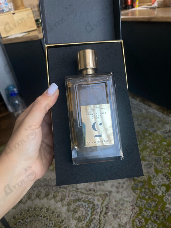 Парфюмерия Rosendo Mateu № 5 Floral, Amber, Sensual Musk от Rosendo Mateu Olfactive Expressions