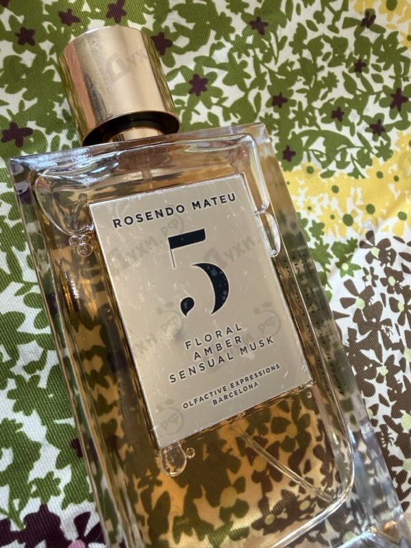 Купить Rosendo Mateu № 5 Floral, Amber, Sensual Musk от Rosendo Mateu Olfactive Expressions