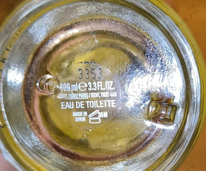 Парфюмерия Escape от Calvin Klein