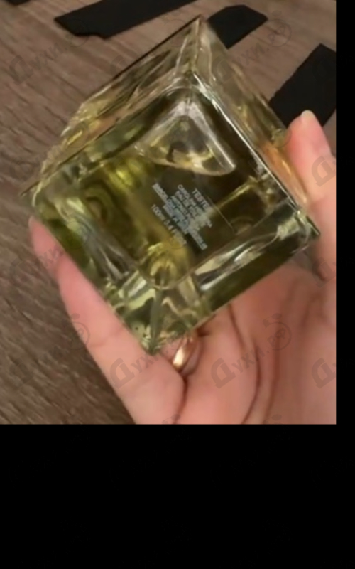 Духи Chic от Carolina Herrera