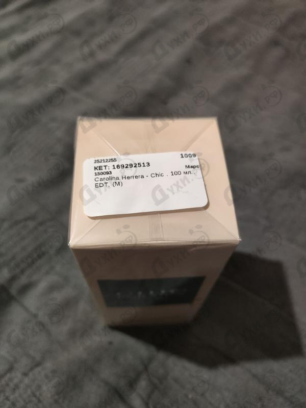 Духи Chic от Carolina Herrera