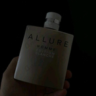 Духи Allure Edition Blanche от Chanel