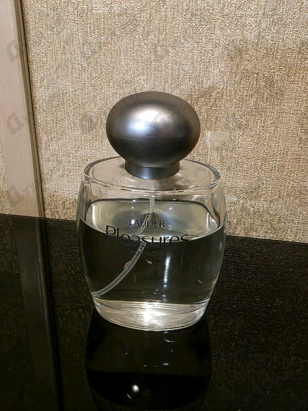 Парфюмерия Estee Lauder Pleasures