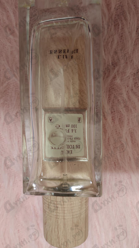 Парфюмерия Life Essence от Fendi