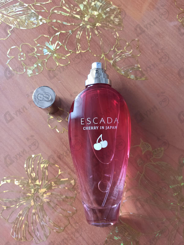 Купить Escada Cherry In Japan