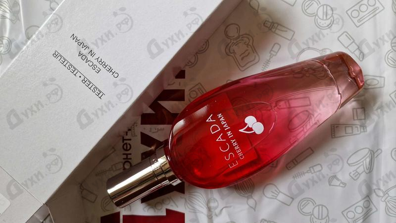 Купить Cherry In Japan от Escada