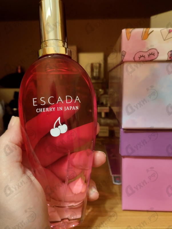 Парфюмерия Cherry In Japan от Escada