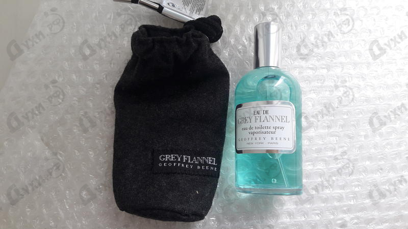 Духи Eau De Gray Flannel от Geoffrey Beene