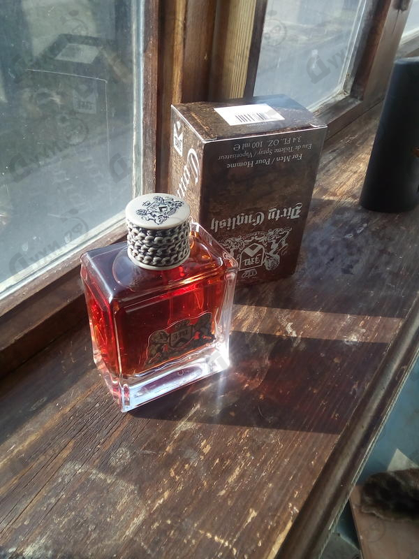 Парфюм Juicy Couture Dirty English Парфюмерия Dirty English от Juicy Couture