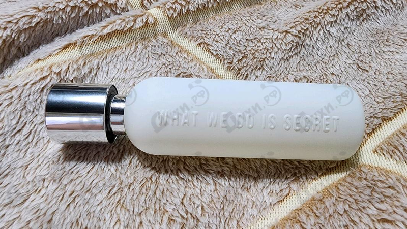 Духи What We Do In Paris Is Secret от A Lab on Fire