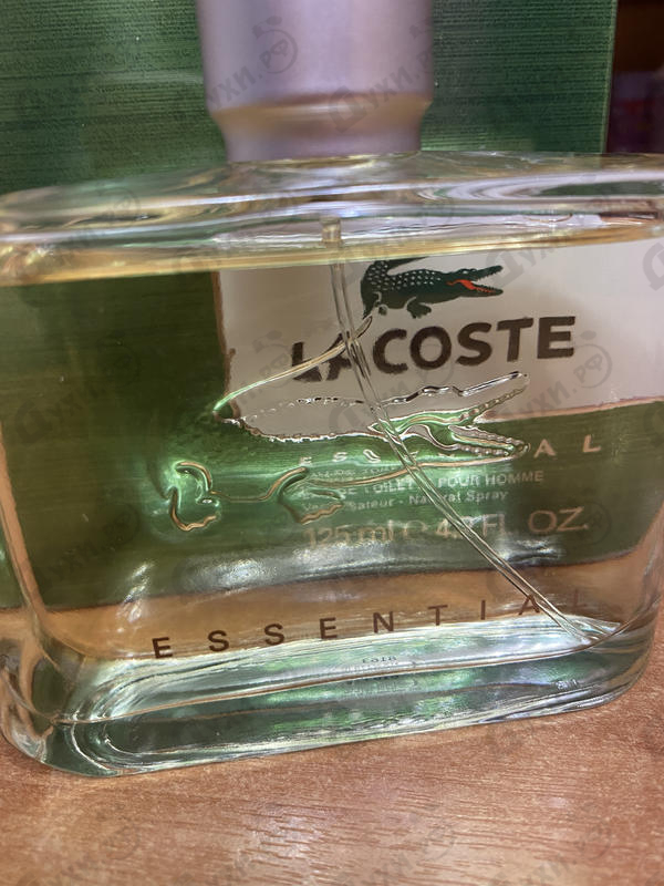 Парфюмерия Essential от Lacoste