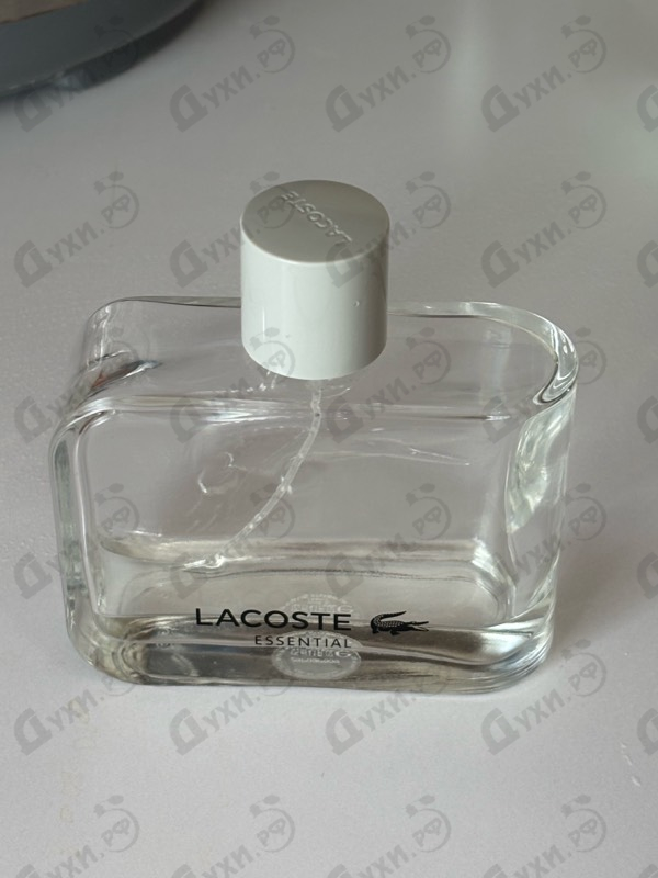 Парфюмерия Essential от Lacoste