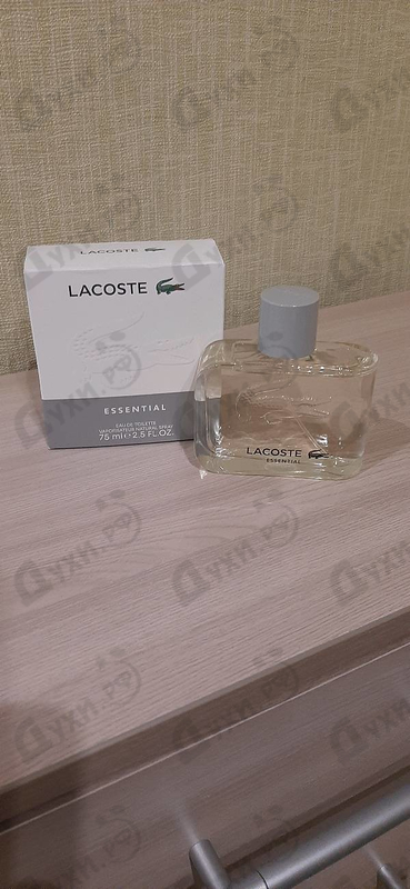 Парфюмерия Essential от Lacoste