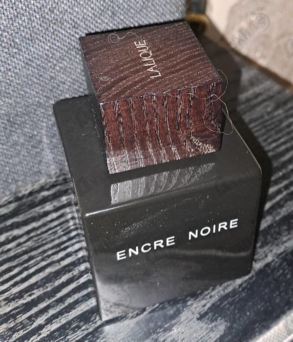 Отзыв Lalique Encre Noire