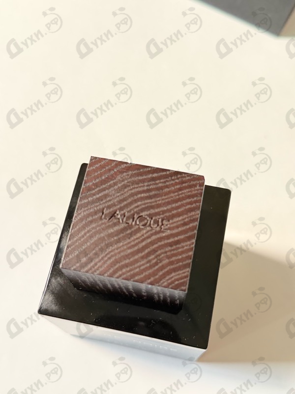 Парфюмерия Encre Noire от Lalique