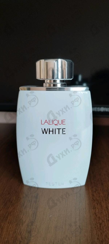 Духи White от Lalique