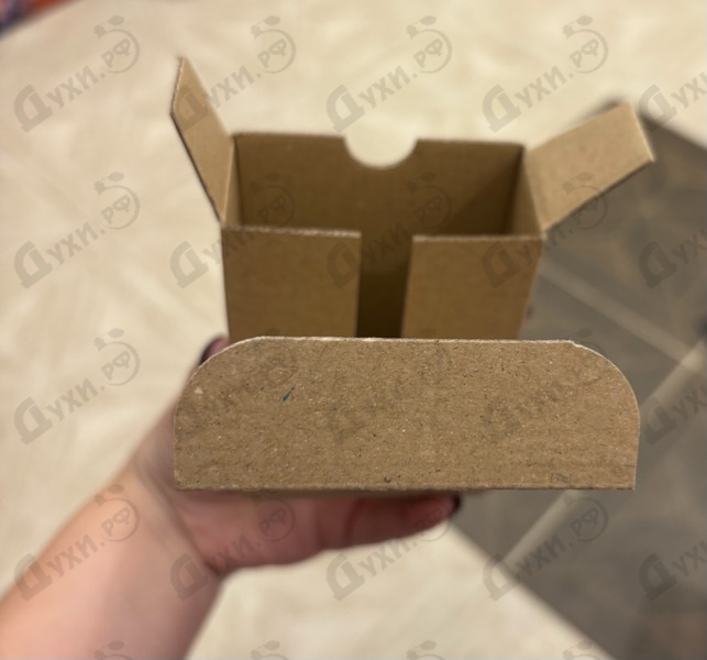 Духи Pure Black от Mandarina Duck