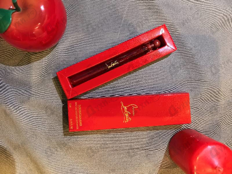 Отзыв Christian Louboutin Loubicharme
