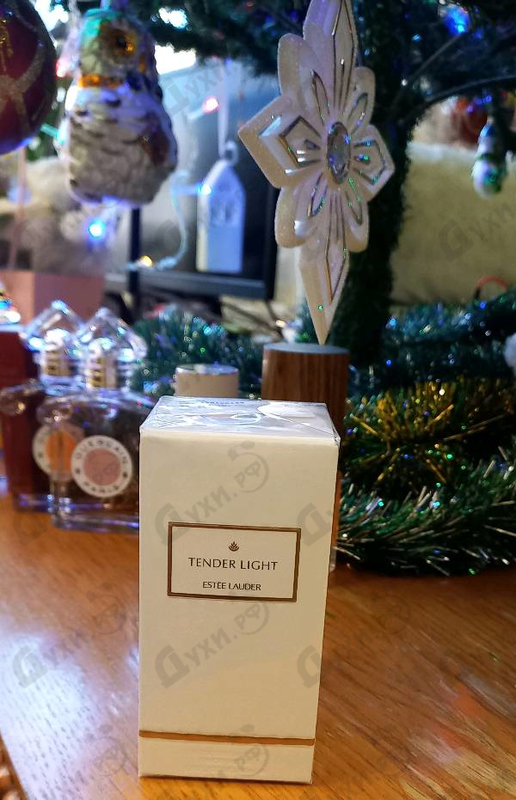 Парфюмерия Estee Lauder Tender Light