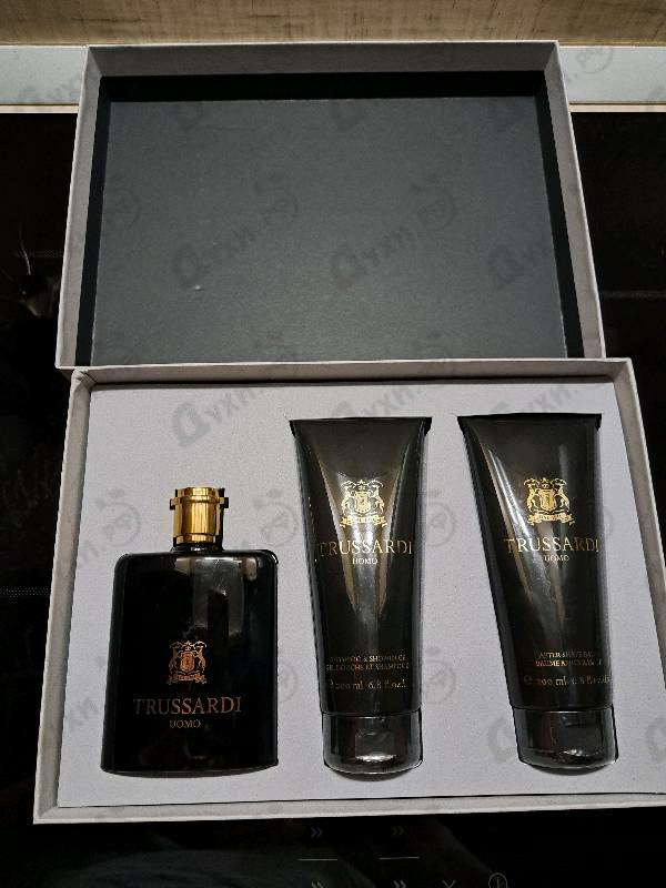 Духи Uomo от Trussardi